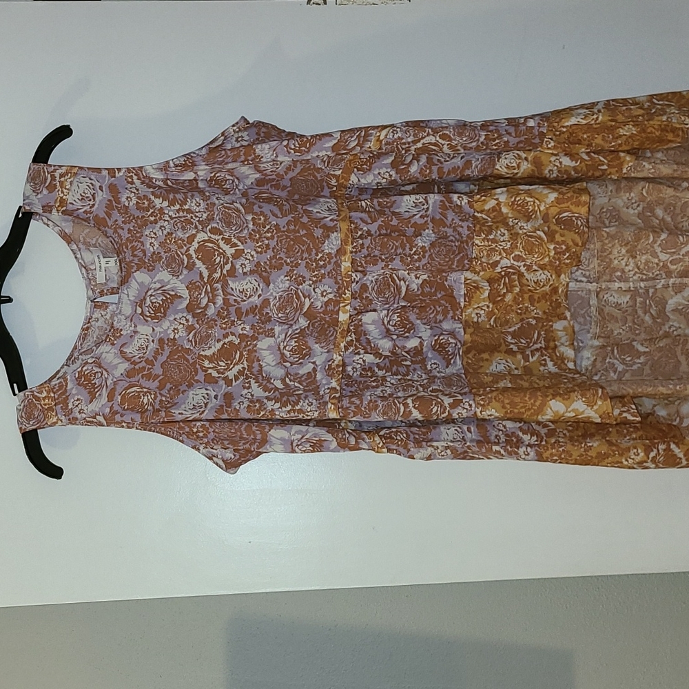 Womens hi-low tank top